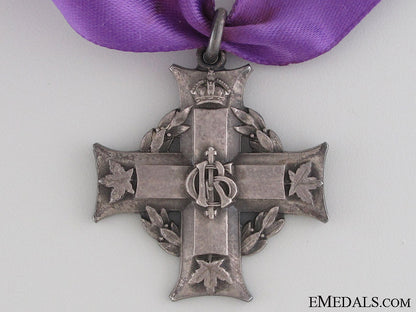 wwi_memorial_cross_of_lieutenant_n.g._knight_img_5312_copy.jpg5285386847273