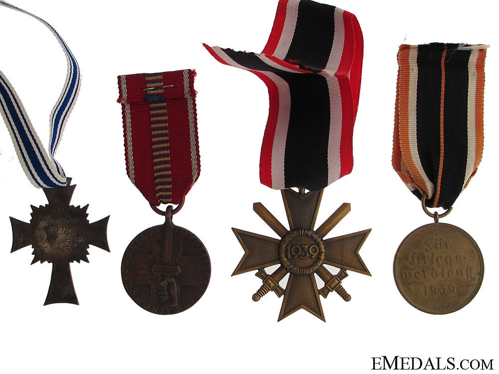 four_wwii_period_awards_img_5665_copy
