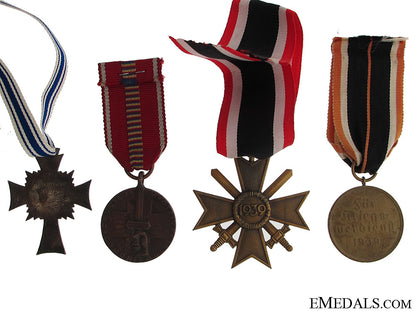 four_wwii_period_awards_img_5665_copy