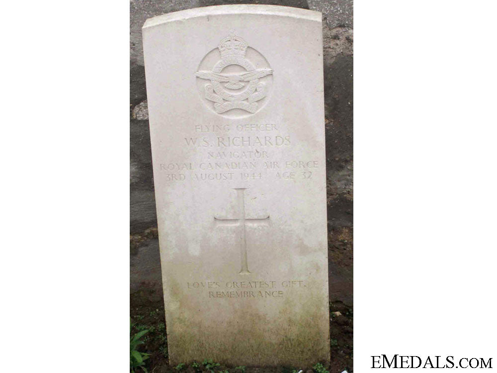 memorial_cross_to_rcaf_lancaster_navigator_img_6116_copy