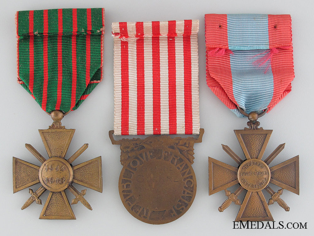 three_french_medals_img_7816