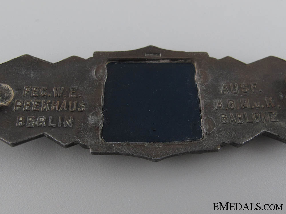 close_combat_clasp_by_f.e.c._w.e._peekhaus_img_7822_copy