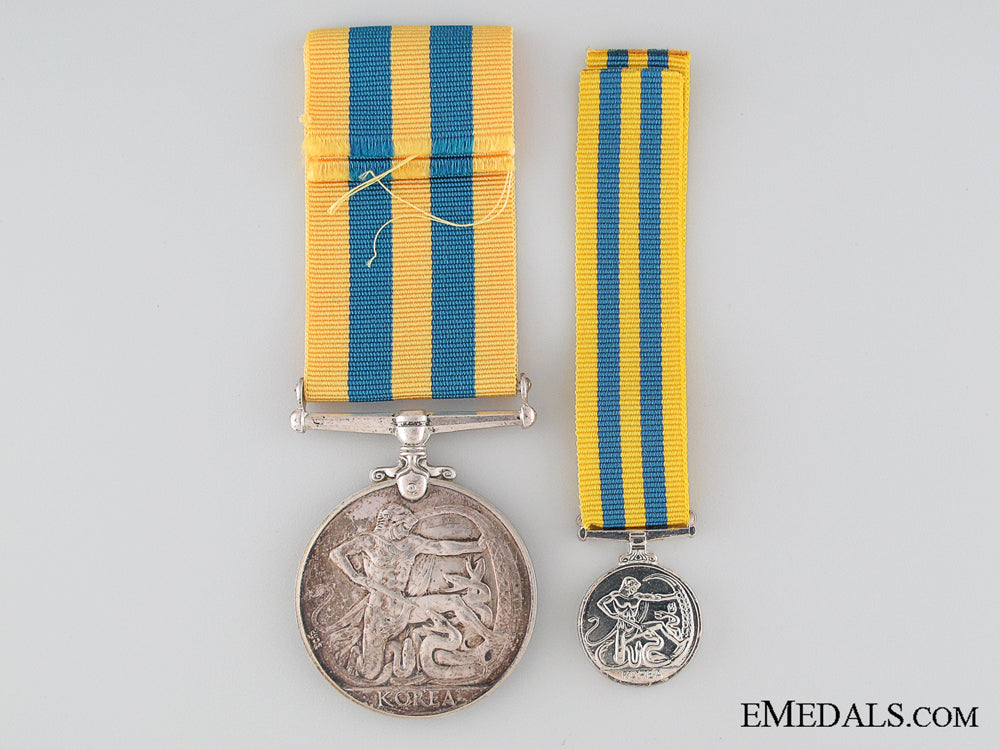 canadian_korea_medal_with_miniature_img_7833