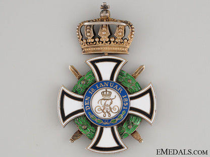 house_order_of_hohenzollern_with_swords_img_7875_copy