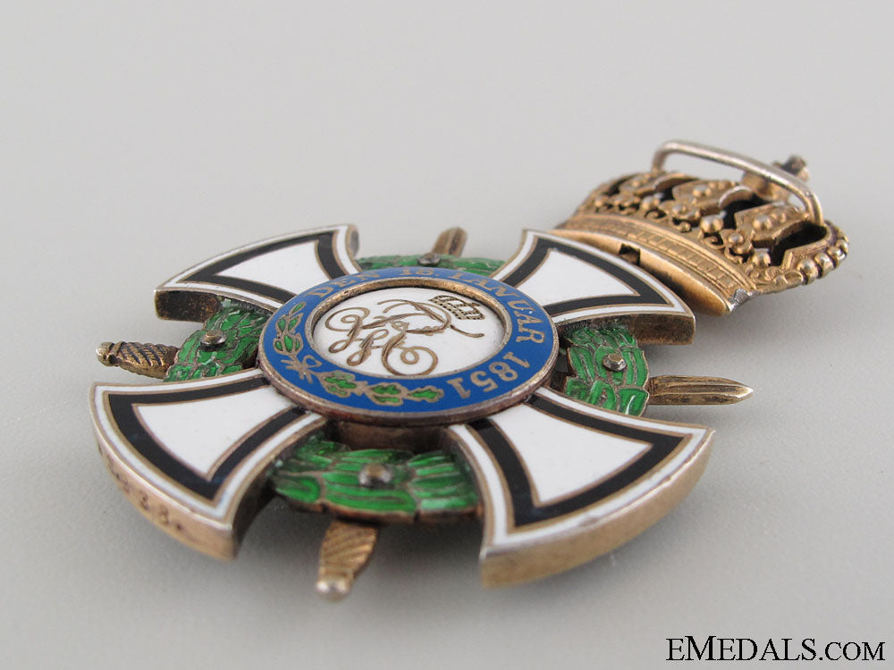 house_order_of_hohenzollern_with_swords_img_7895_copy