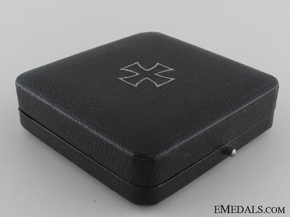 case_for_iron_cross1_st._class1939_img_8529_copy.jpg526ac58ef1f8d