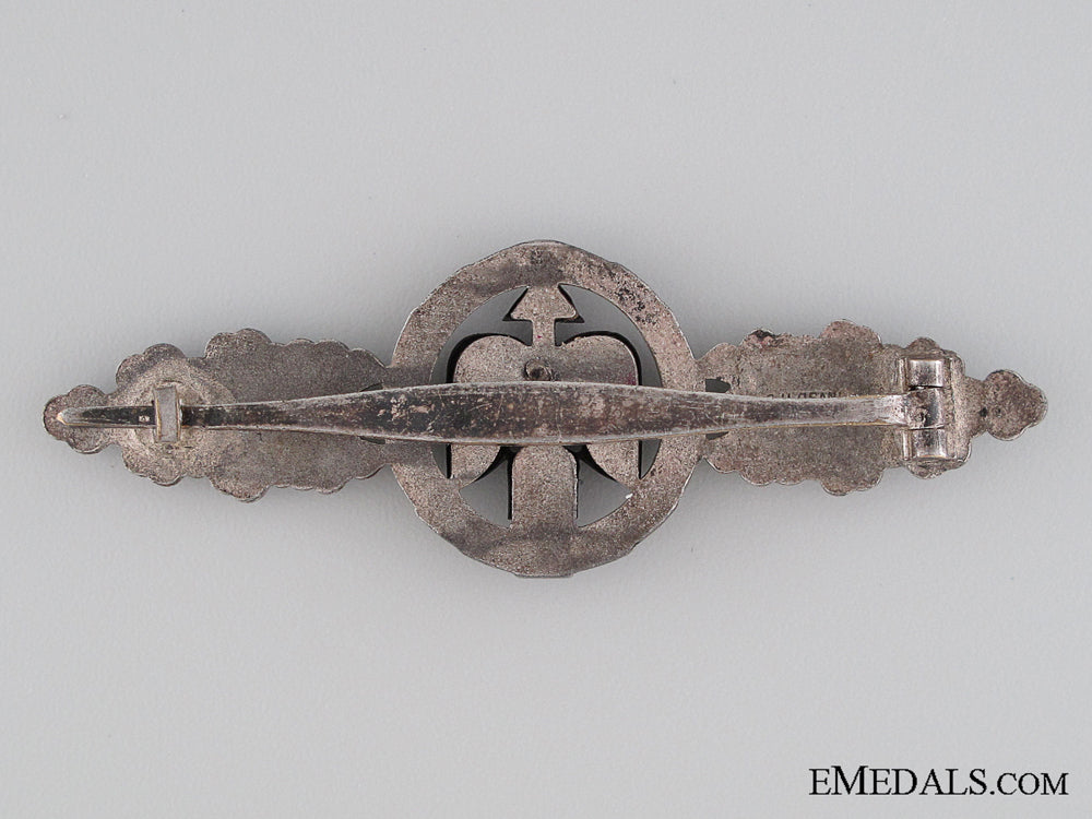 a_short_range_fighter_clasp_by_g.h._osang_img_8537