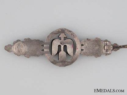 a_short_range_fighter_clasp_by_g.h._osang_img_8538