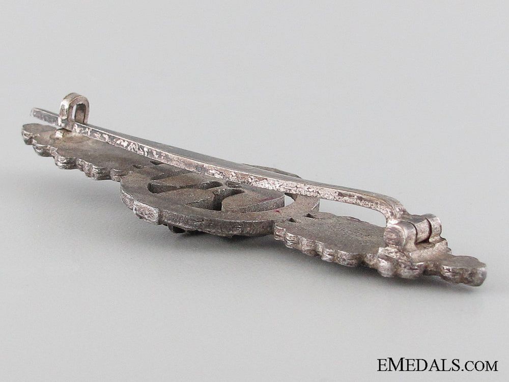 a_short_range_fighter_clasp_by_g.h._osang_img_8540