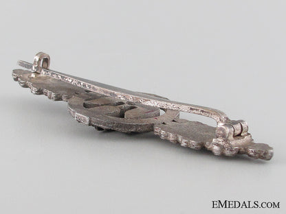 a_short_range_fighter_clasp_by_g.h._osang_img_8540