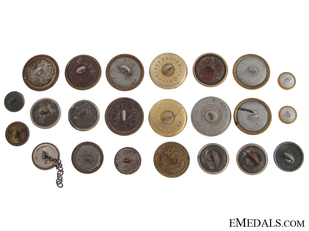 twenty-_three_german_buttons_img_8908_copy