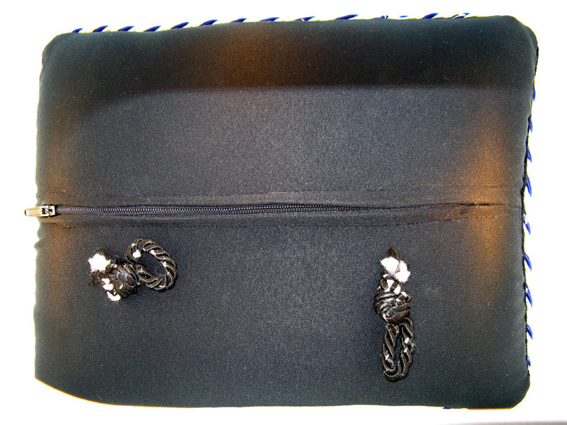 israel,_funeral_pillow_of_israeli_nco_io307002