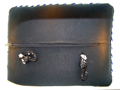israel,_funeral_pillow_of_israeli_nco_io307002