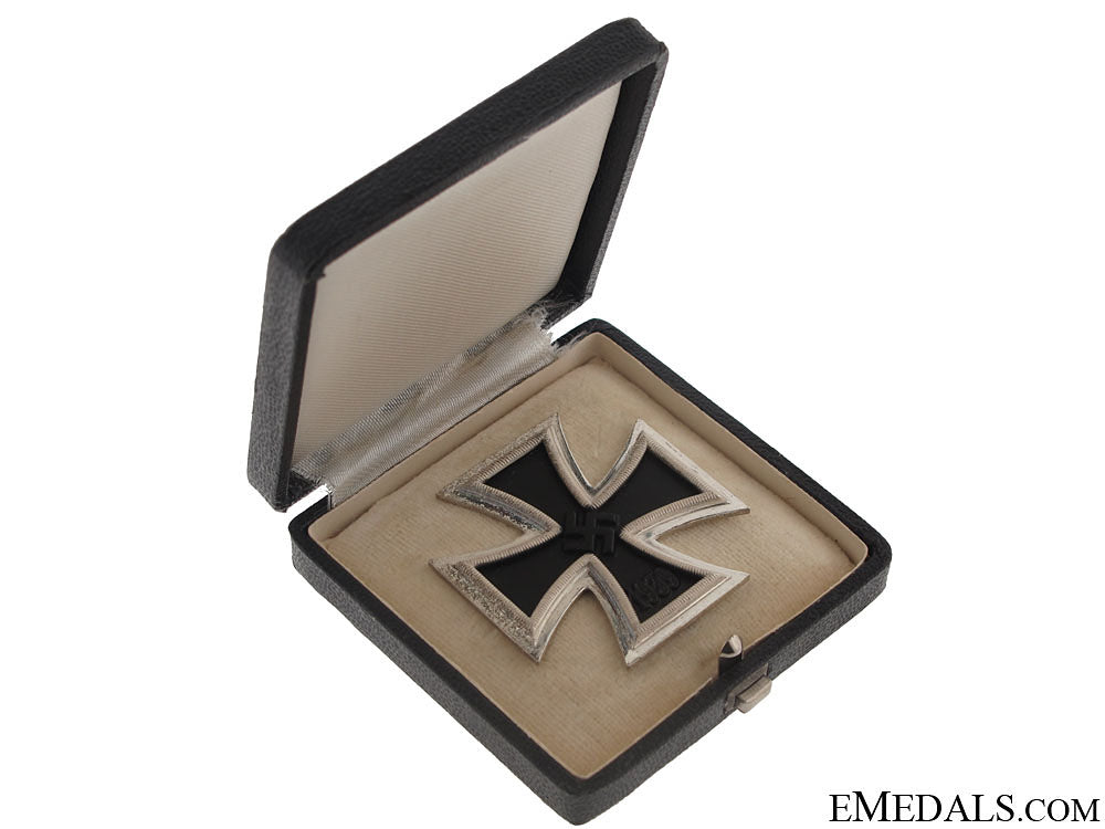 iron_cross1_st._cl.,-_maker26_iron_cross_1st.__507ffaafc3393