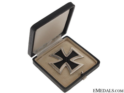 iron_cross1_st._cl.,-_maker26_iron_cross_1st.__507ffaafc3393