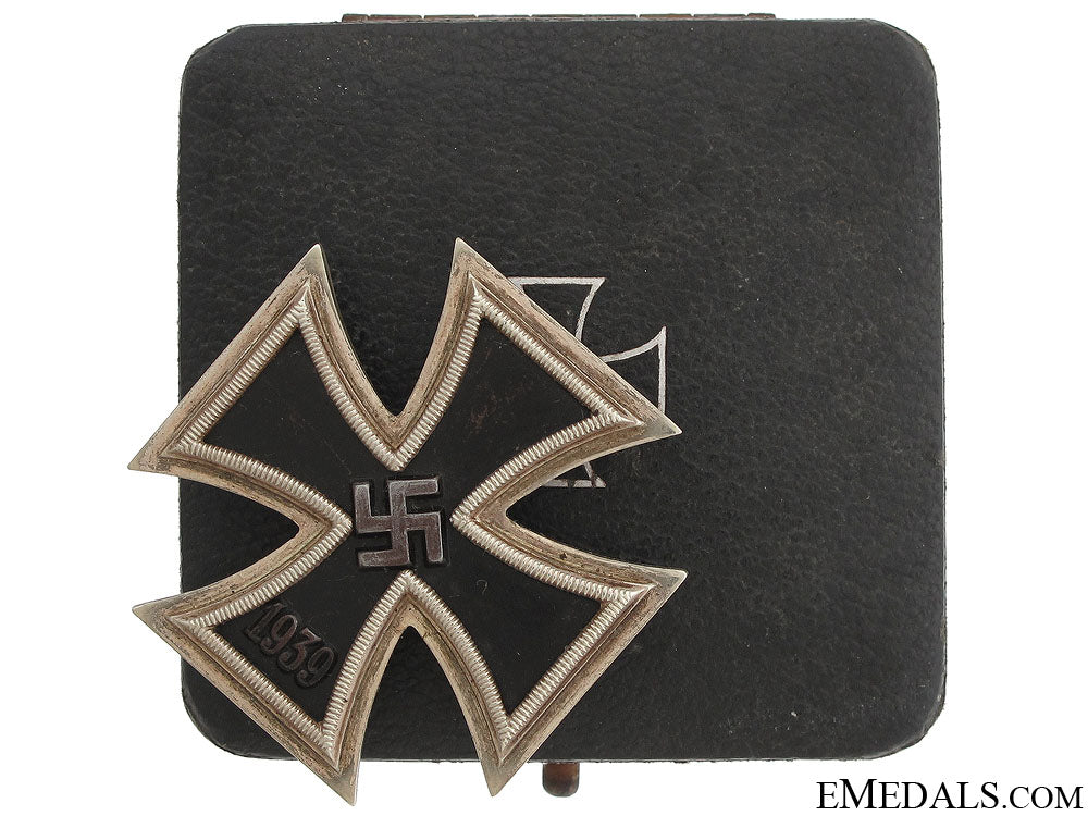 iron_cross1_st_class1939_by_stainhauer&_luck_iron_cross_1st_c_51f12e3fc3335