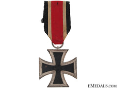 Iron Cross Second Class 1939 - Marked 65