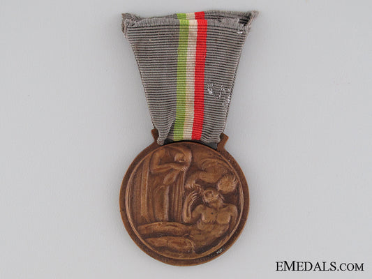 italian_mothers_of_the_fallen_medal_italian_mothers__531f645b715cd