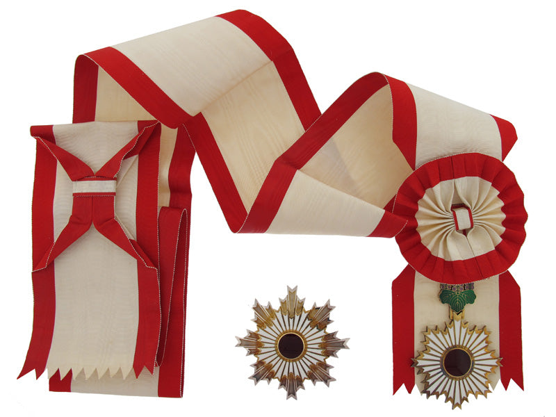 order_of_the_rising_sun._grand_cross_set._j258