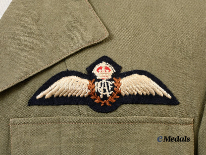 canada,_commonwealth._a1944_r_c_a_f_summer_tunic,_named,_by_tip_top_tailors_e_medals__c7672_8