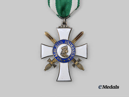 saxony,_kingdom._an_albert_order,_i_i_class_knight’s_cross_with_period_case,_c.1915_by_alfred_roesner_e_medals__g62607_6