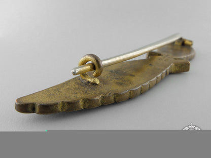 a_scarce_civilian_pilot's_badge_by_juncker_with_case_j_007_1