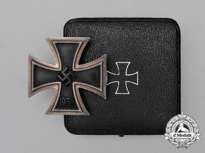 an_iron_cross1939_first_class_in_its_original_case_of_issue_j_057_1