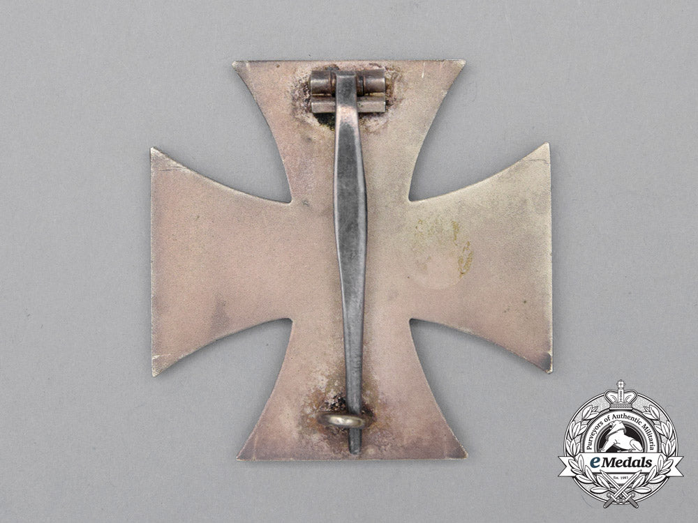 an_iron_cross1939_first_class_in_its_original_case_of_issue_j_061_1