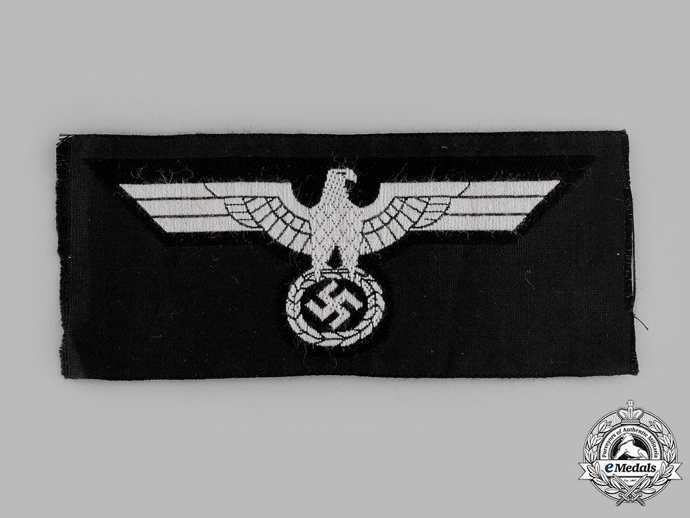 a_mint_and_unissued_wehrmacht_heer(_army)_panzer_em/_nco’s_breast_eagle_j_078_1_2