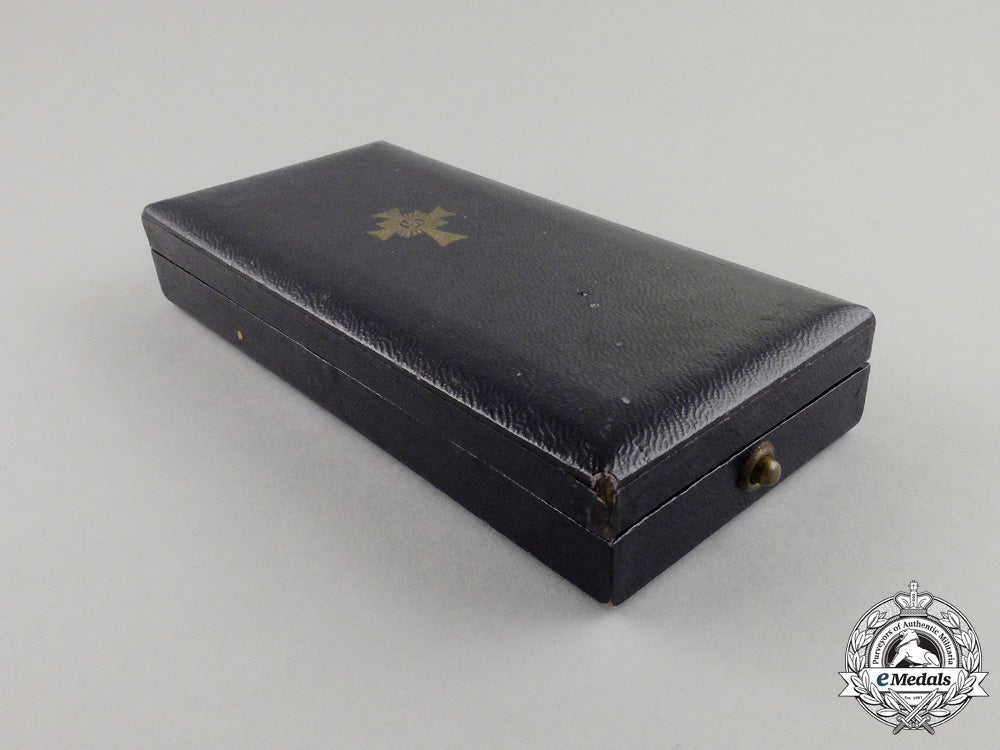 a_class_cross_of_honour_of_the_german_mother_by_ph._turk_j_148_1