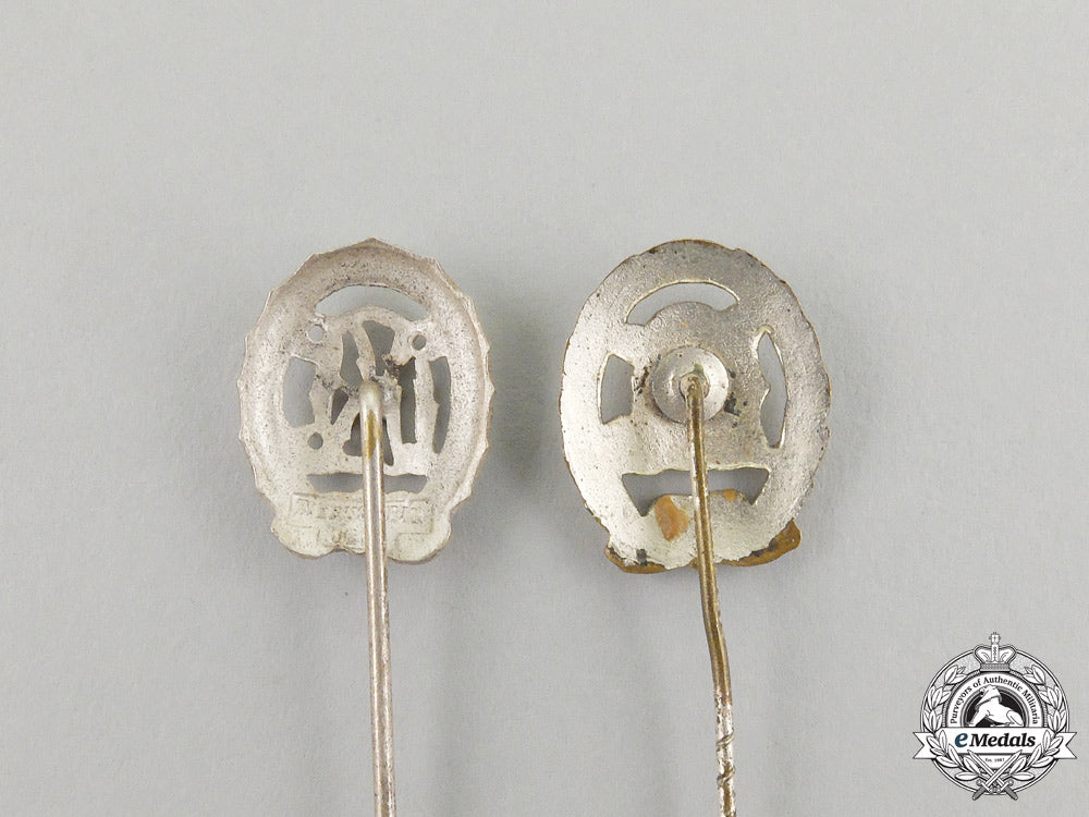 two_drl_silver_grade_sports_badge_miniature_stick_pins_j_218_2
