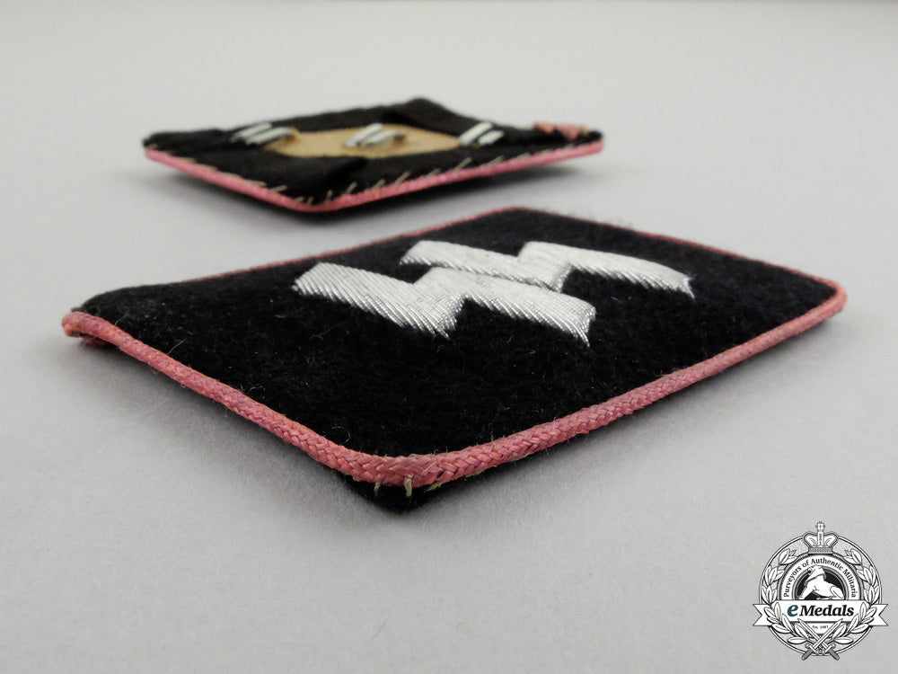 a_mint_pair_of_waffen-_ss_panzer_untersturmführer_rank_collar_tabs_j_222_2