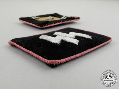 a_mint_pair_of_waffen-_ss_panzer_untersturmführer_rank_collar_tabs_j_222_2