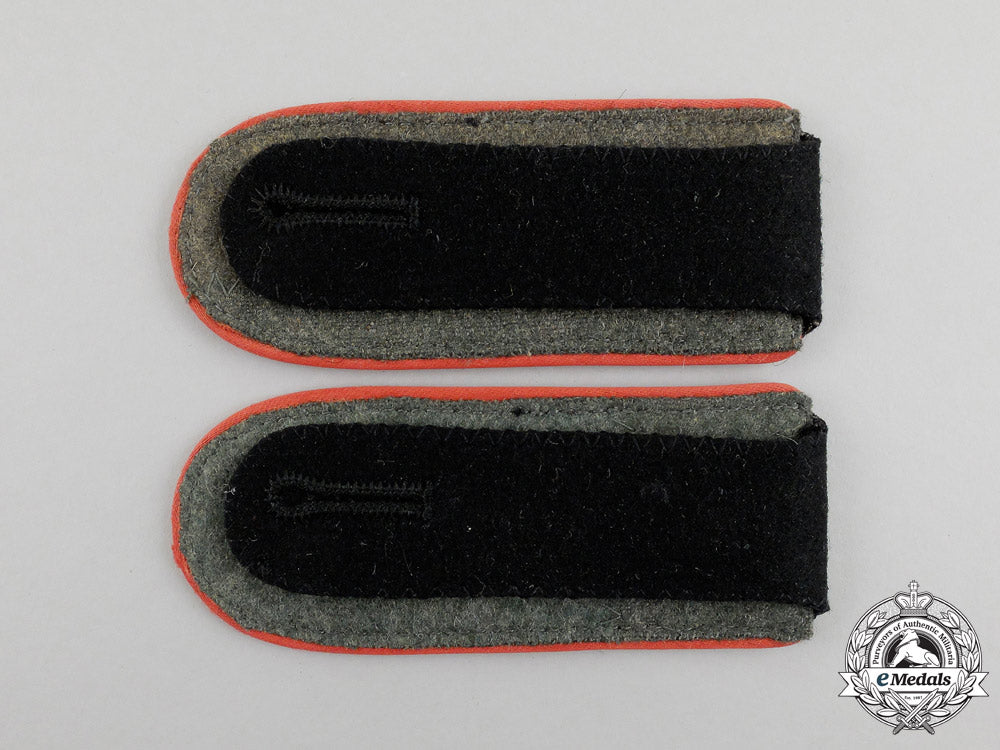 a_mint_and_unissued_matching_pair_of_waffen-_ss_panzer_em’s_shoulder_boards_j_245_2