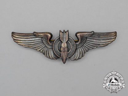 a_united_states_army_air_force(_usaaf)_bombardier_badge1947_j_263_1