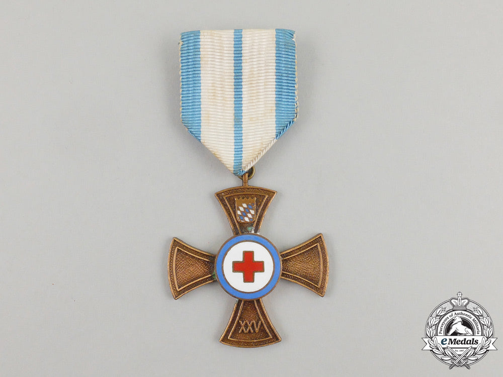 a_mint_german_bavarian_red_cross_decoration_for25_years_of_services_j_328_1