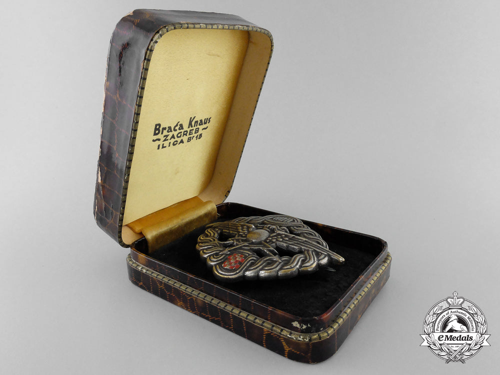 a_second_war_croatian_radio_operator&_air_gunner_badge_with_case_j_384