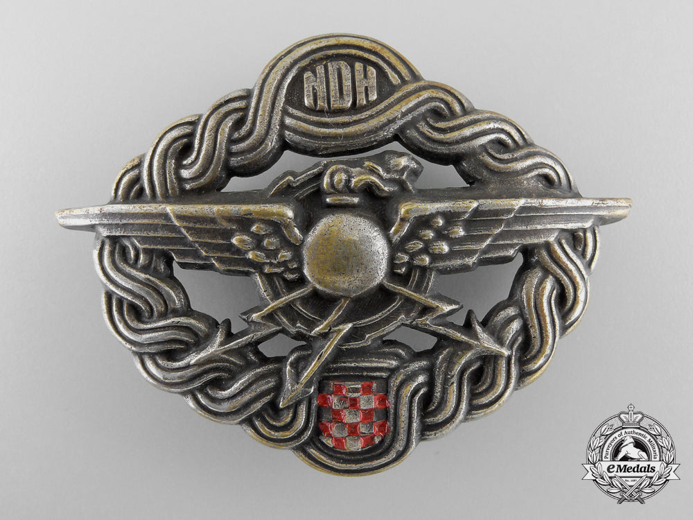 a_second_war_croatian_radio_operator&_air_gunner_badge_with_case_j_385