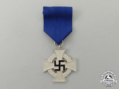 a_german25-_year_faithful_service_cross_in_its_original_case_of_issue_by_wächtler&_lange_j_606_1_1