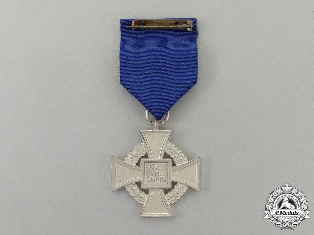 a_german25-_year_faithful_service_cross_in_its_original_case_of_issue_by_wächtler&_lange_j_607_1_1