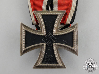 a_court_mounted_iron_cross1939_second_and_ribbon_bar_class_by_a_eck_of_frankfurt_j_615_1