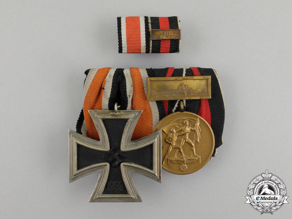an_iron_cross1939_second_class&_sudetenland_medal_pair_with_ribbon_bar_j_648_1