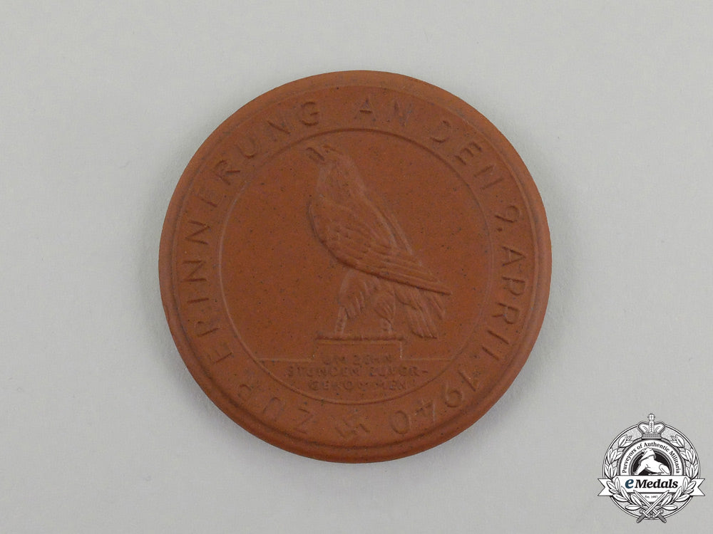 germany._a_rare1940“_in_remembrance_of_the_campaign_against_england”_medal_j_746_1_1