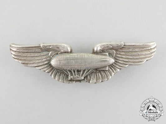 an_early_united_states_army_air_force_airship_pilot_badge_j_836_1_1