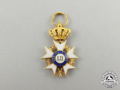 a_fine_miniature_tuscan_order_of_military_merit_in_gold_j_935_1