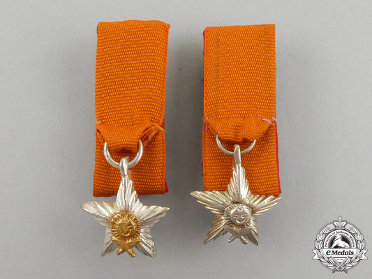 a_pair_of_miniature_nepalese_most_puissant_order_of_the_gurkha_right_hand_awards_j_955_1_1