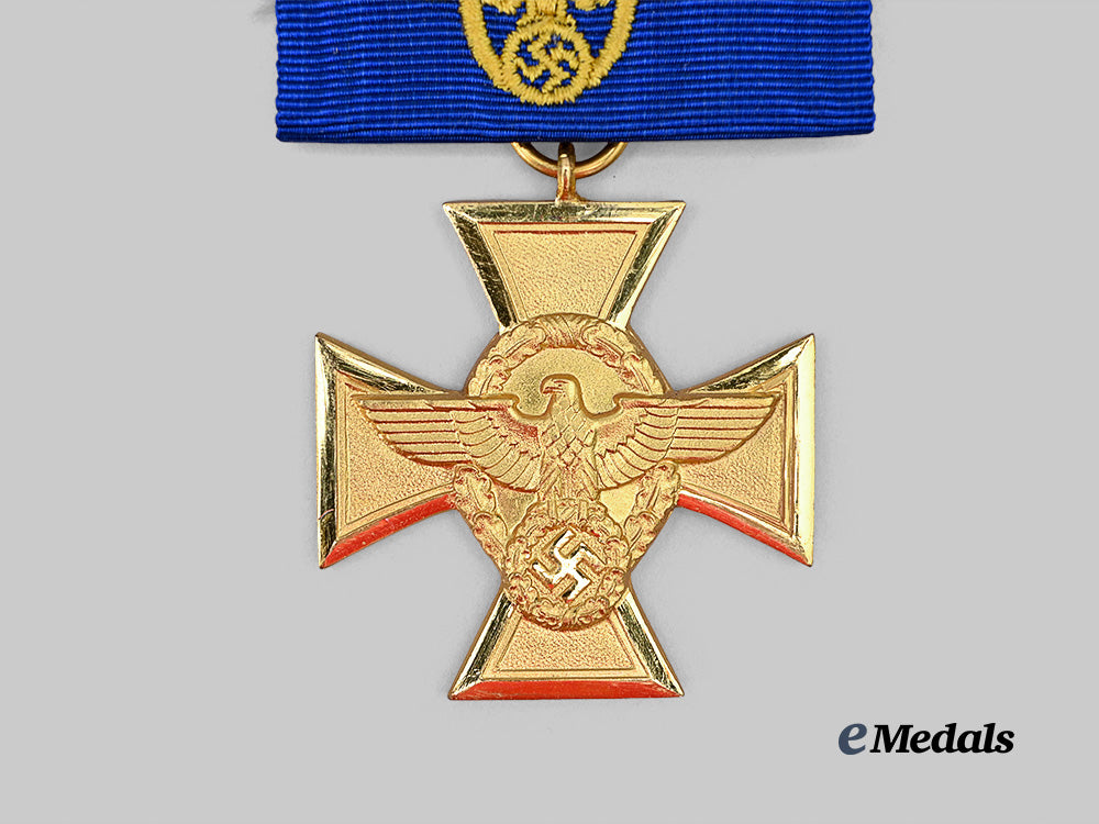 germany,_ordnungspolizei._a_long_service_award,_i_class_for25_years_with_case,_by_alois_rettenmaier_e_medals__g62894_6