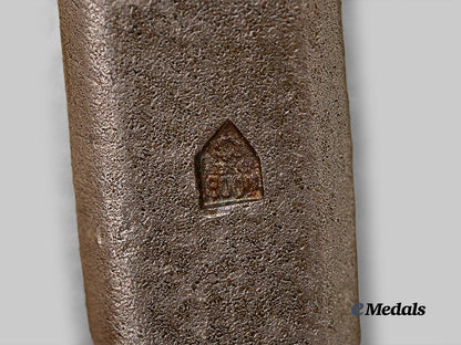 cameroon,_republic._an_order_of_valour,_i_i_class_set,_by_arthus_bertrand,_in_case_e_medals__w8467_14