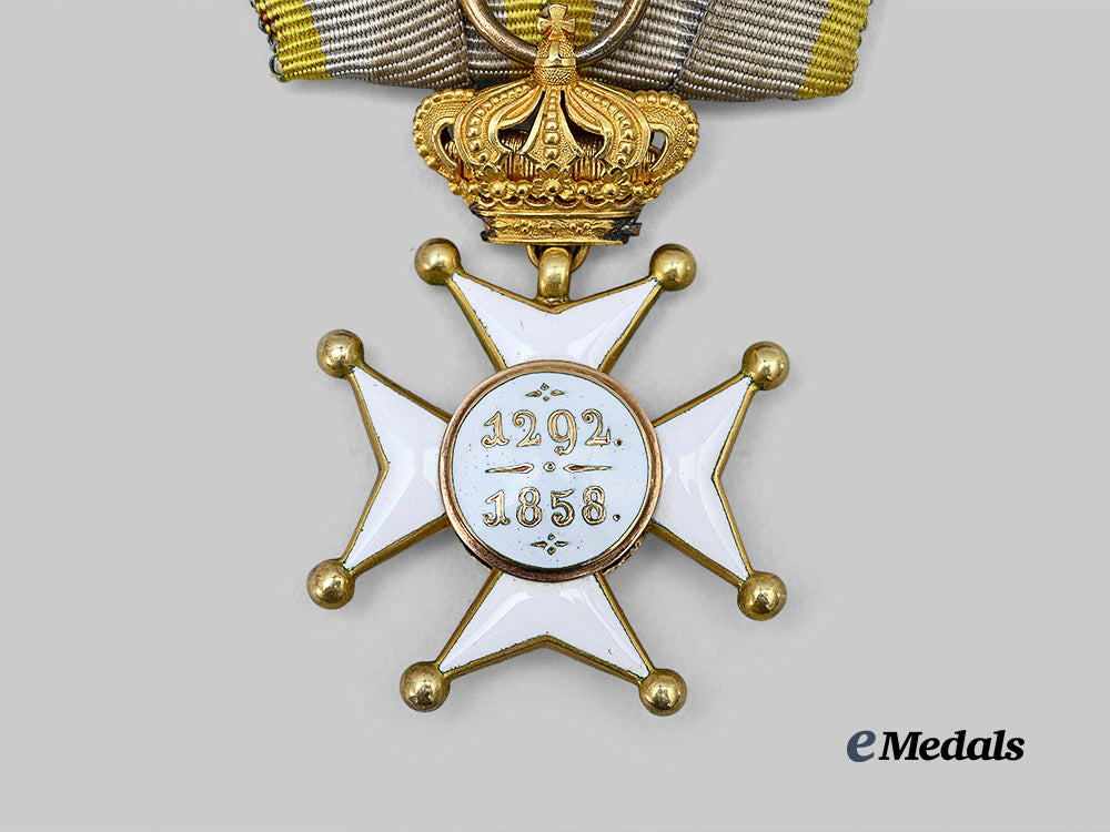 luxembourg,_duchy._an_order_of_adolph_of_nassau,_knight_in_gold_e_medals__m0332-78_5
