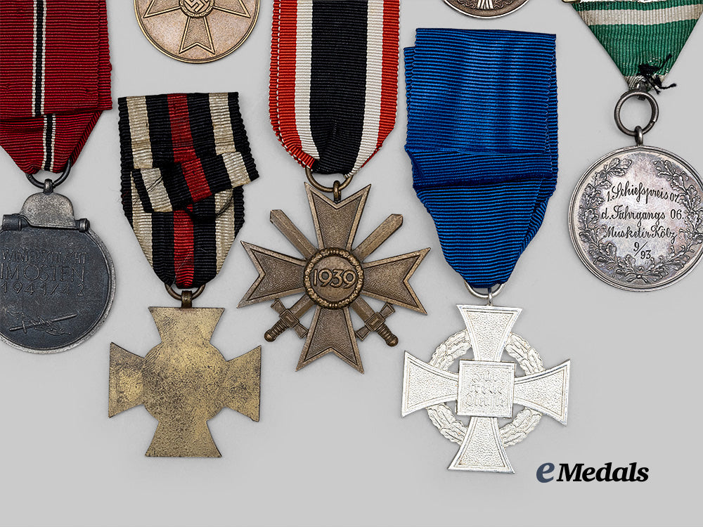 germany,_third_reich._a_mixed_lot_of_awards_for_military_and_civil_service_e_medals__g62851_6